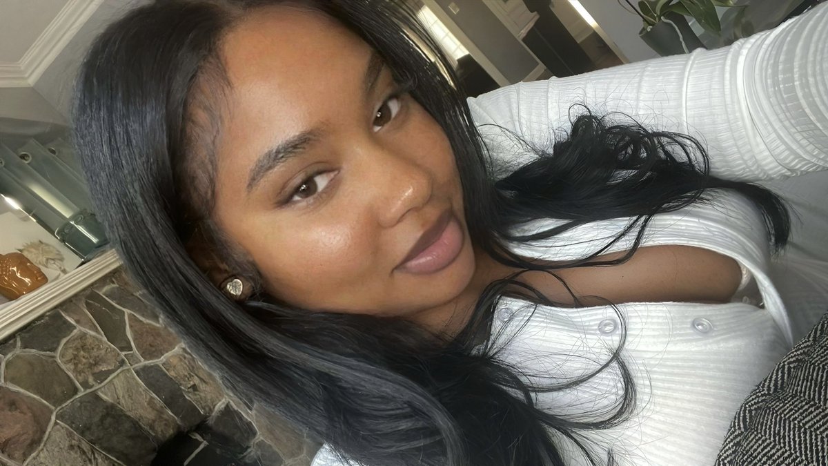 honeyscoat's tweet image. sweetgirlllll