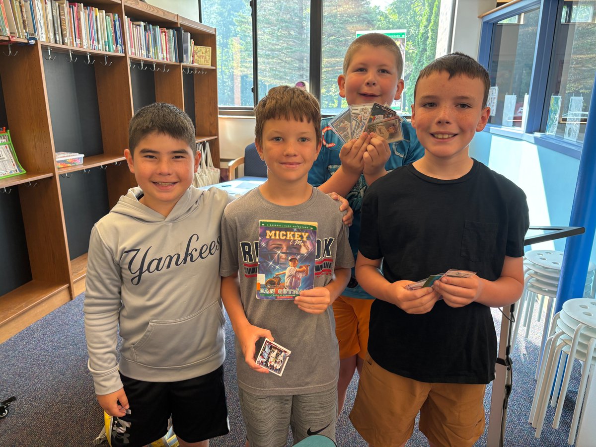 Lake George Elementary Library tweet media