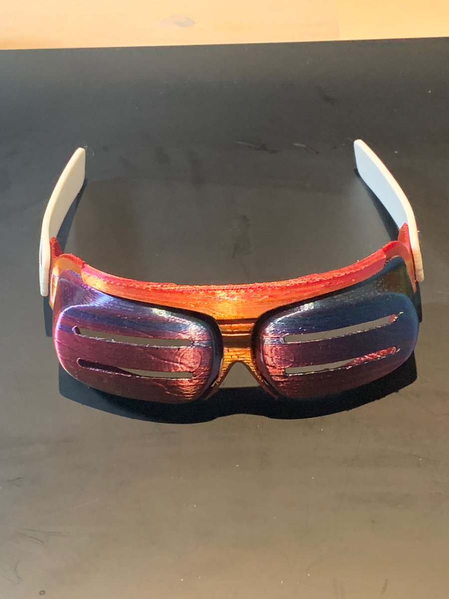 launchstudio_ai's tweet photo. Sometimes you just gotta scan your own head to get the perfect fit.

@launchstudio_ai Founder &amp; Instructor, Eric Stoddard took the RISE Eyewear design one step further- brought his head scan into @gravitysketch, personalized the frame geometry to match, and ran a quick 3D print. https://t.co/qG5pRQl2cu