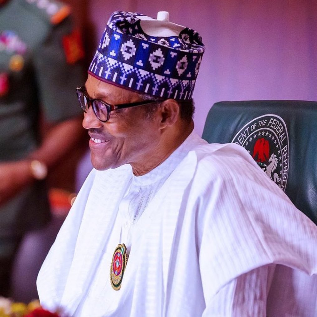 Realoilsheikh's tweet photo. Presidential. Charismatic. No criminal records. Just pure patriotism and honesty.

Rest in absolute peace Legend🇳🇬 https://t.co/Lm8yss0FG7