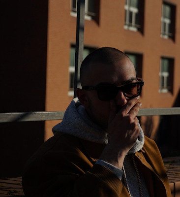 SFFTK's tweet photo. Beat Appetit: @Odeeno_ - Downinside  [Spalato Wyale]  
https://t.co/ieW3LZqZrS #beats #hiphop https://t.co/JrKIZrf7TF