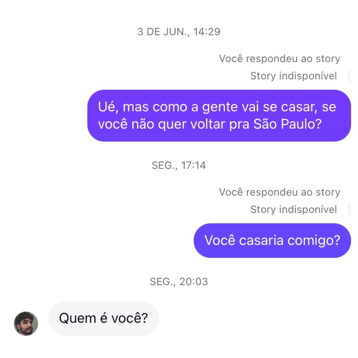 senhoritabira's tweet image. O homem bonito do Instagram que eu curto tudo, comento tudo e peço pra casar com ele, me respondeu na minha conta privada.
Eu estou mais perdido do que vendedora da C&A quando o cliente fala que quer sim fazer o cartão da loja.
Eu definitivamente não estava preparado pra isso.
