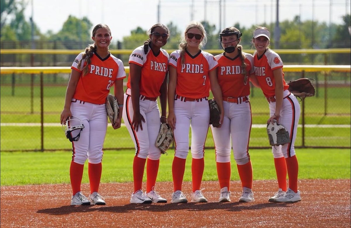 Faith_latham3's tweet photo. Shoutout to @PG_Softball for the amazing pictures they captured this weekend! https://t.co/UCxQANMixP