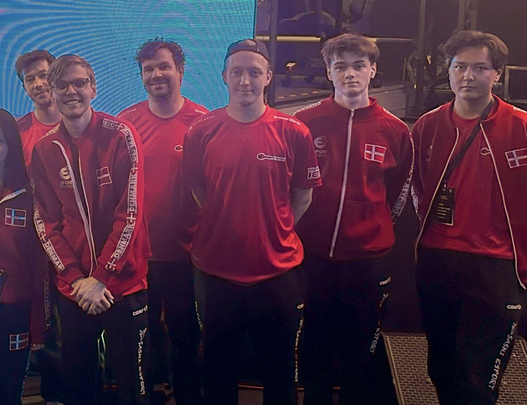 Two intense weeks of travelling and nonestop Counter-Strike comes to an end, as we place #4 in the European Championship, and #4 in the Closed Qualifier of ESL Pro League. 

Our boys have made several upsets and shown some impressive game play throughout, and it’s difficult not