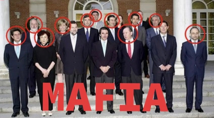 Montoro imputado. 
Cuántos ministros de los gobiernos de AznarPP y de M. Rajoy han sido imputados, condenados o han pasado por la cárcel?

No eran gobiernos, eran la cueva de Alí Babá