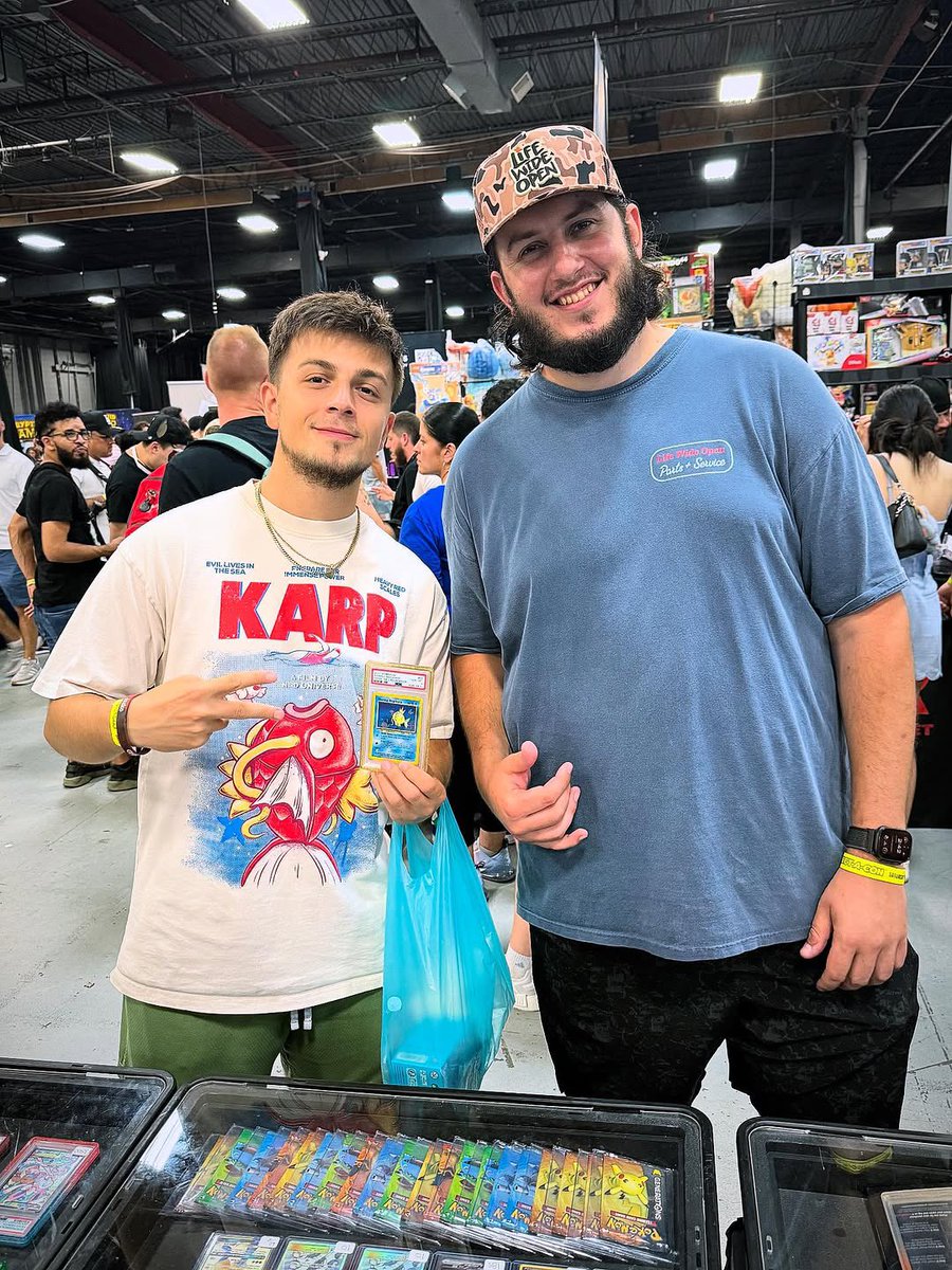 Me and my bro Chris at Collect A Con over the weekend 🤜