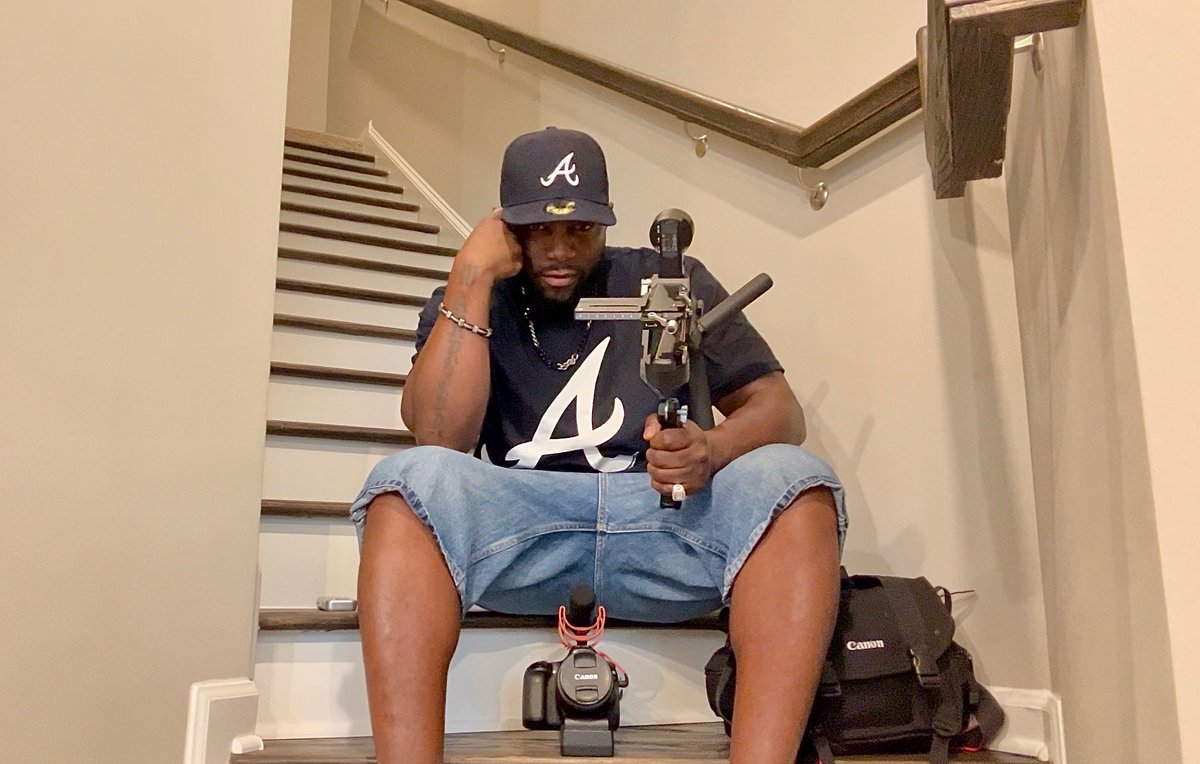 kingreek55's tweet photo. SUPER SHOOTER! #movie #film #screenplaywriter #producer #director #Atlanta https://t.co/REqVGgAzAa