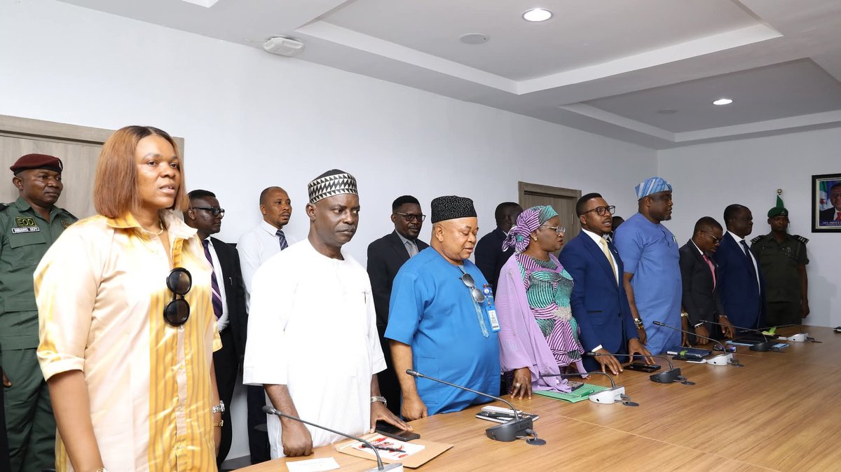 Rt. Hon. Peter Odey tweet media