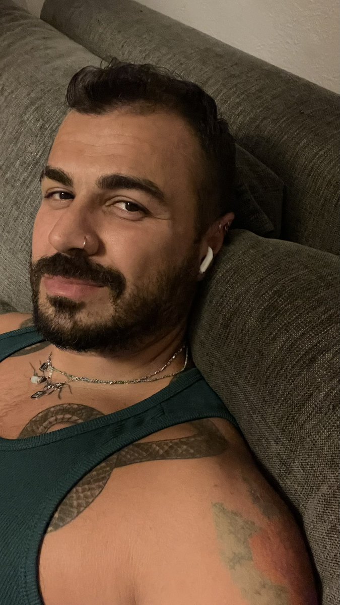 Ve evett bugün artık 35 oldum🎂
Yaşımı sorduklarında yine 30 desem olur diye düşünüyorum😂🥰