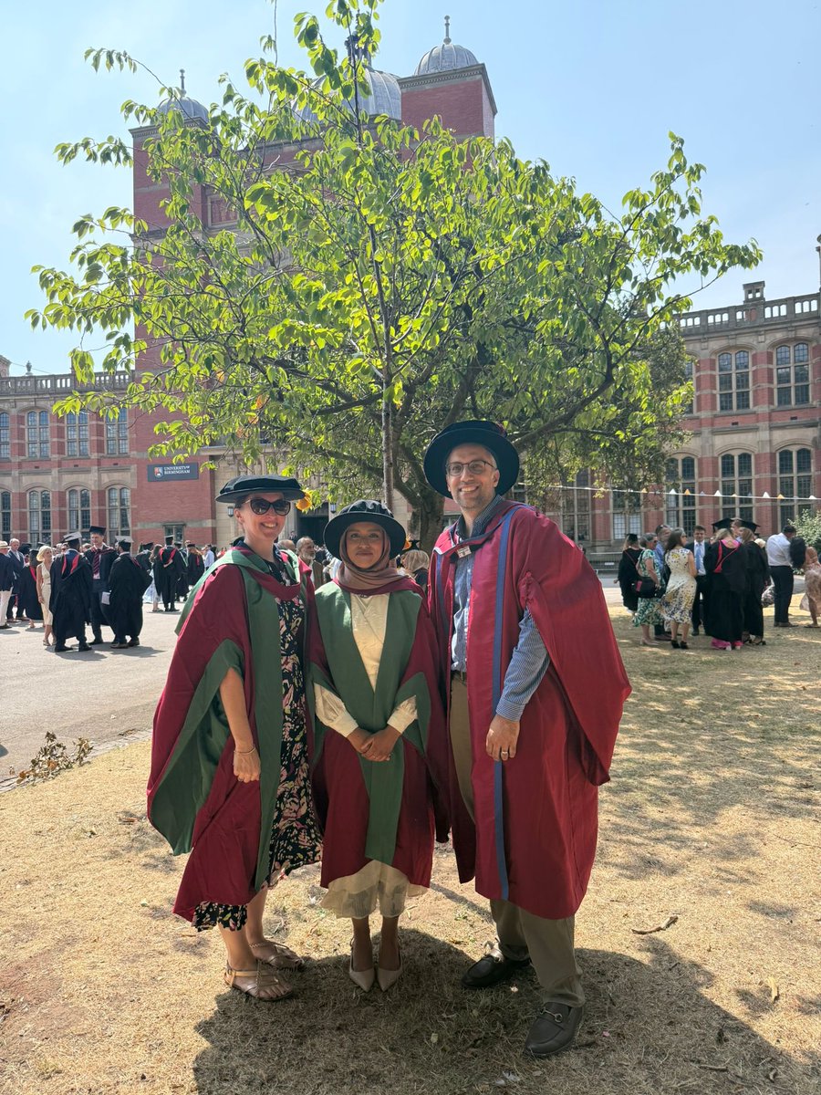 AJIqbal Lab (@drajiqbal) on Twitter photo Proud PI moment <a href="/JenefaBegum/">jenefa begum</a> congratulations on graduating with your PhD- super proud of you! Proud PI moment <a href="/JenefaBegum/">jenefa begum</a> congratulations on graduating with your PhD- super proud of you!