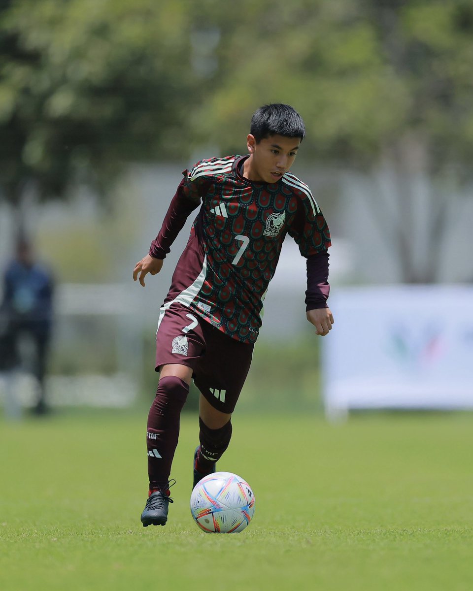 miseleccionsubs's tweet image. Completamos la Jornada 3 de la #Supercopa2025 y avanzamos a la Final de Oro en las categorías #Sub15 y #Sub13, respectivamente. 🙌

Nuestro rival será nuevamente la Selección Jalisco. 

¡Vamos!

Más ✍️: bit.ly/44A1WHa
#ProyectoSelecciones 🇲🇽