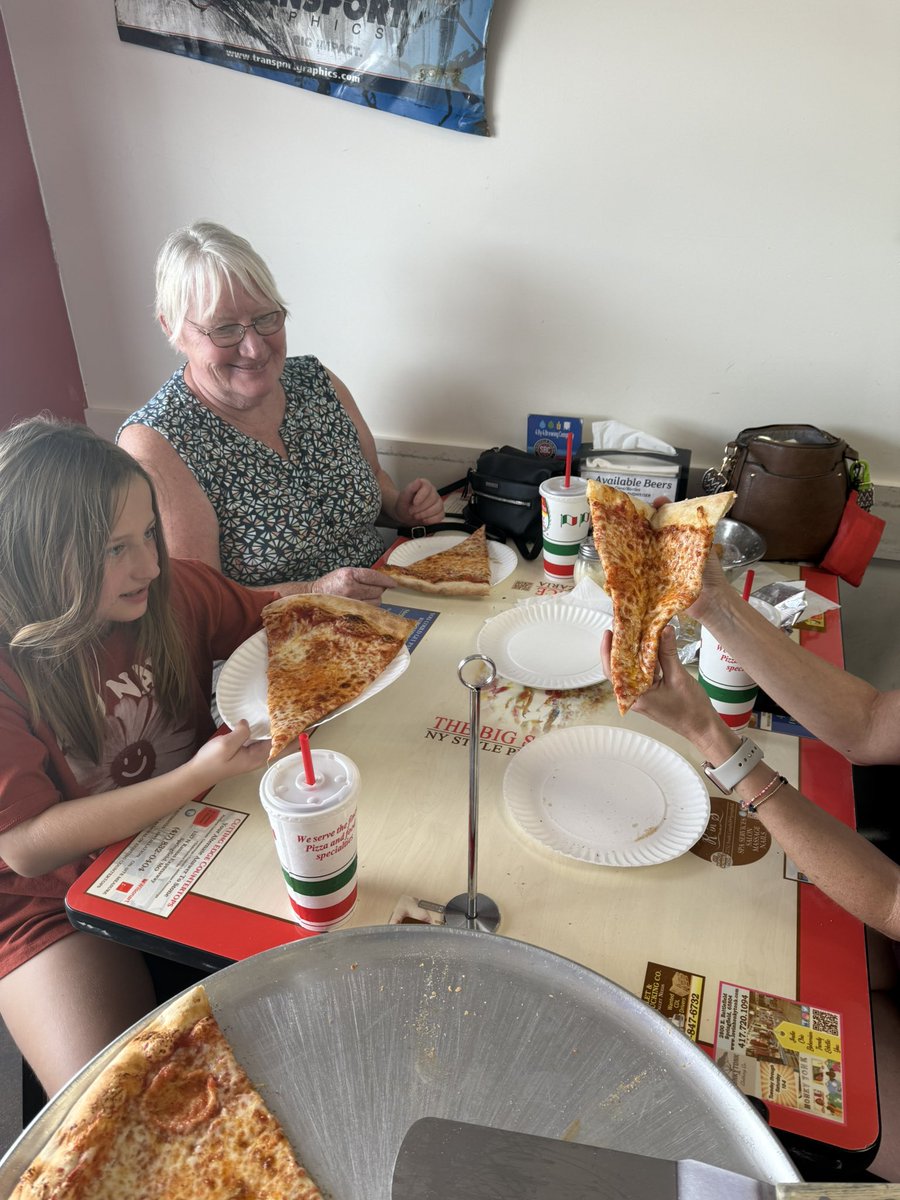 Come eat some cheese pizza at The Big Slice 1454 E Sunshine St Springfield! <a href="/barstoolsports/">Barstool Sports</a> <a href="/stoolpresidente/">Dave Portnoy</a>