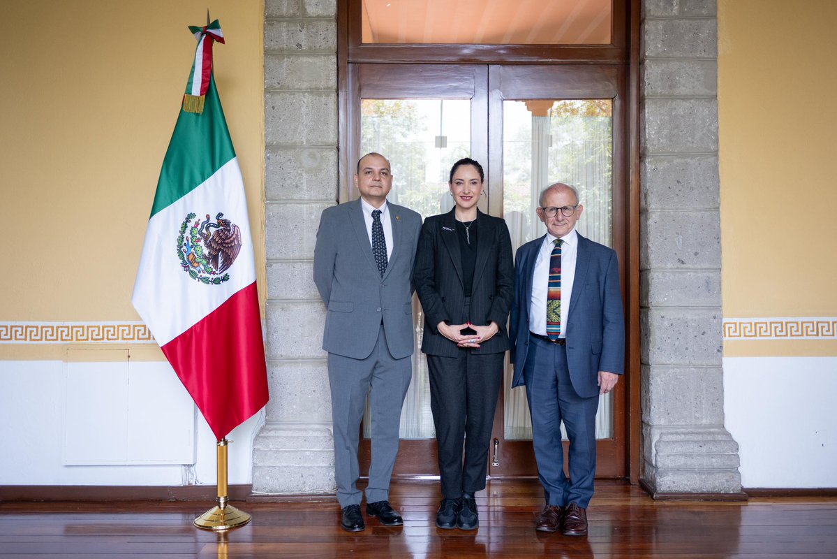 ccurieldeicaza's tweet image. Agradezco profundamente el trabajo de Diego Prieto Hernández @dprieto_ al frente del Instituto Nacional de Antropología e Historia, quien ahora asumirá la titularidad de la Unidad de Culturas Vivas, Patrimonio Inmaterial e Interculturalidad #UCVPII. Damos la bienvenida a Joel…