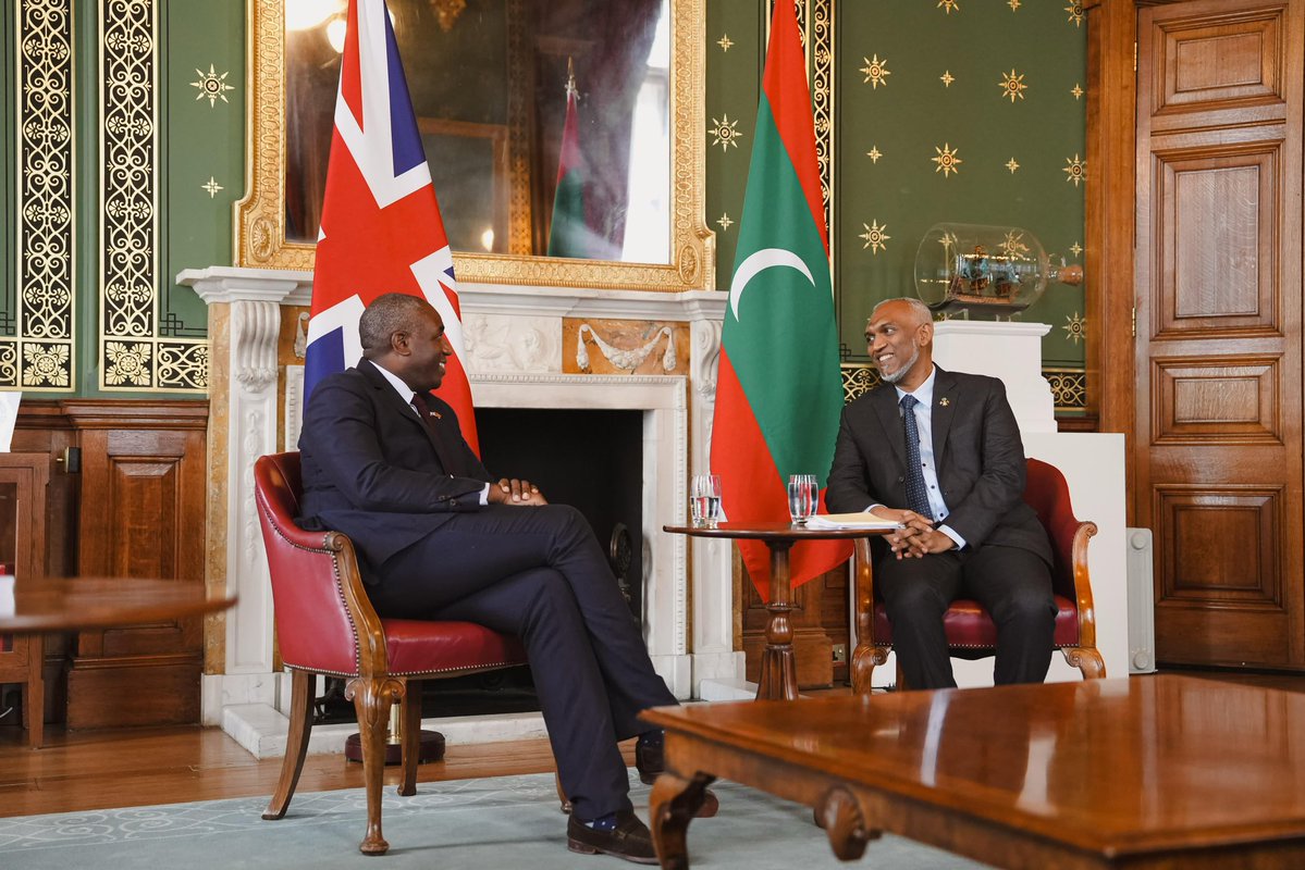 DavidLammy's tweet image. From keeping our people safe from terrorism to tackling the climate crisis together, the UK and Maldives are building a partnership for the future.
Delighted to welcome President @MMuizzu to London and reinforcing deep 🇬🇧 🇲🇻 ties.
