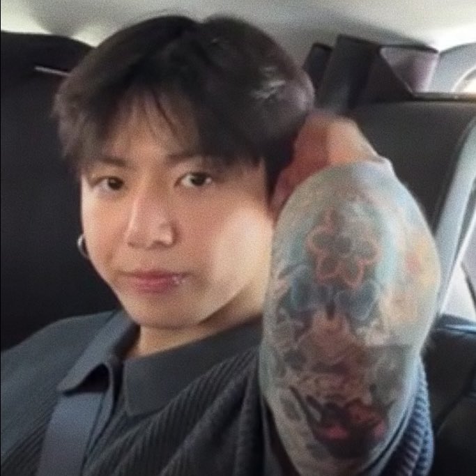 lovvforjk's tweet photo. my boyfriend https://t.co/URepXl9yOM