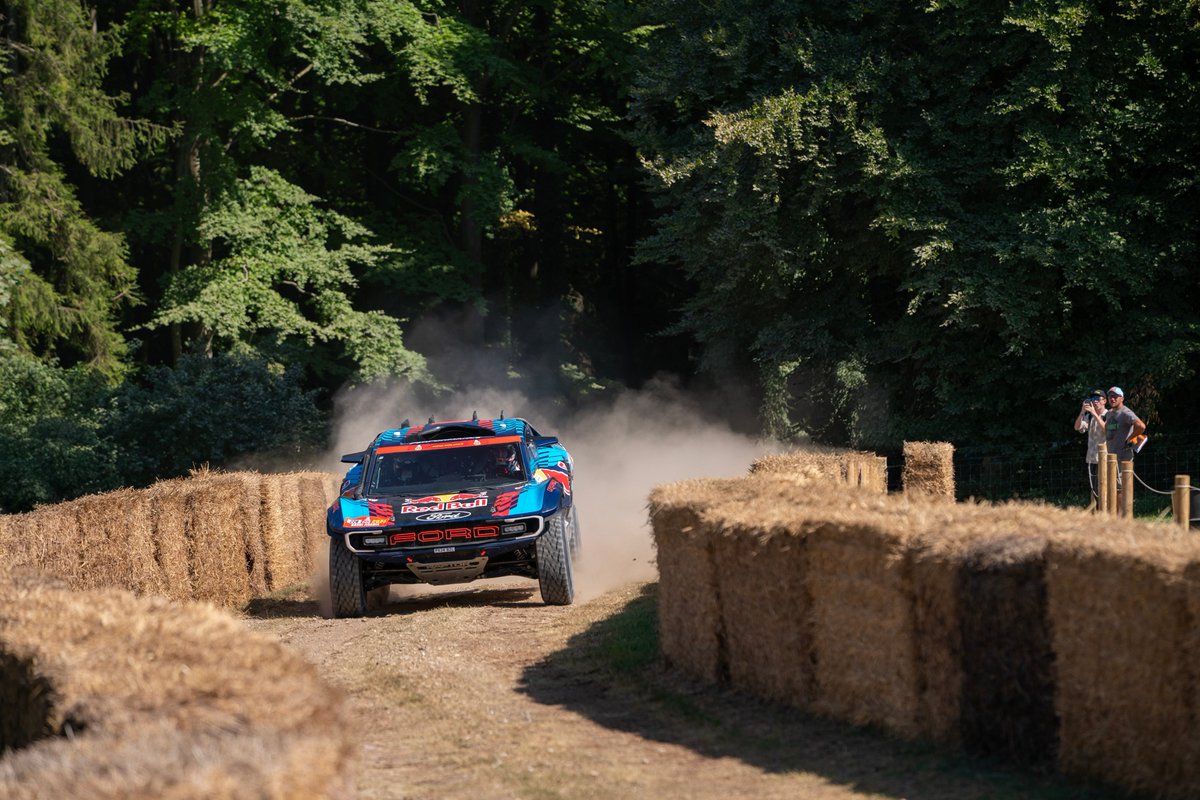 jimfarley98's tweet image. .@FOSGoodwood is a special event for @Ford and motorsports fans. It's not just about speed, it's about showing how our vehicles drive innovation and push our products and industry forward. This year we had a great showing of Ford history and future, celebrating 60 years of the…