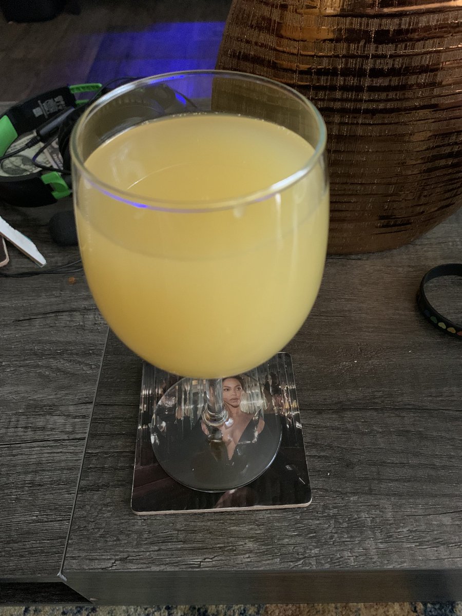 Made a mimosa. Just sumn real cute, real sweet.