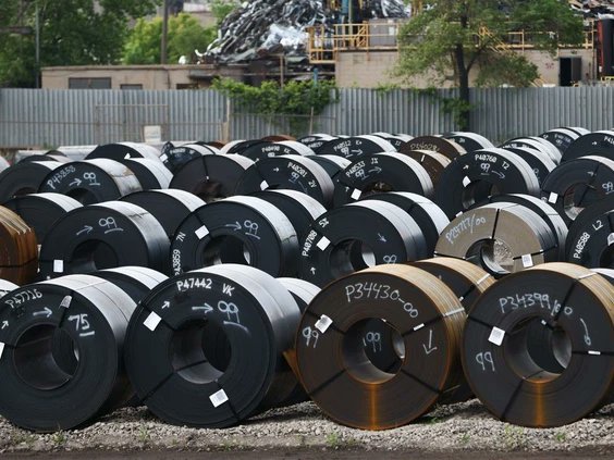 QuirkyForum's tweet image. STEEL REALITIES Nations with surplus steel are dumping their products into Canada and the USA. Some of the worst offenders are South Korea, Vietnam, Turkey and India. Canada and the USA are restricting imports. Canada is helping its companies and its workers to deal with…