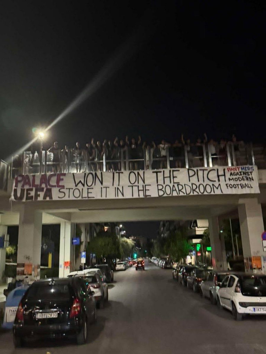 PalaceReport's tweet image. Banner in Athens 🇬🇷🦅 

Unreal 👏 

@holmesdaleUSA