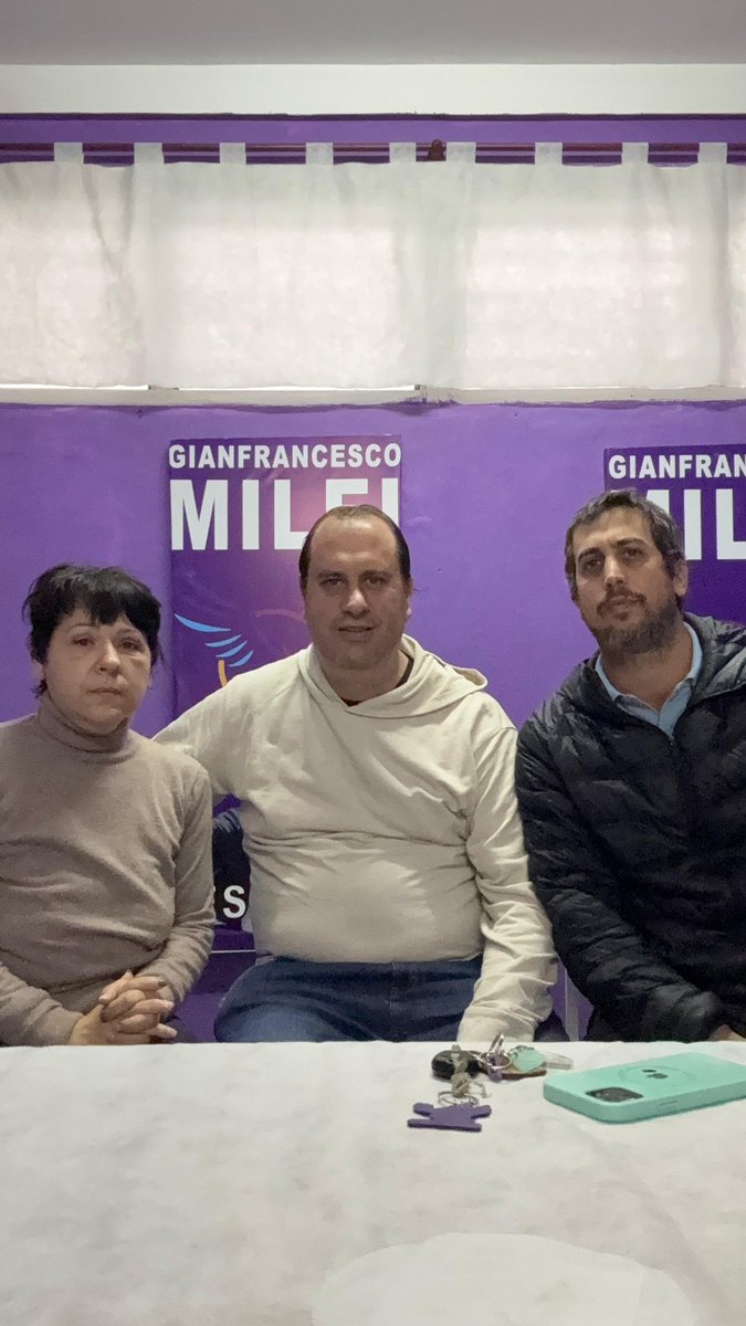 Hoy conversamos con <a href="/Gianfrancescoel/">Eduardo Luis Gianfrancesco</a>, coordinador local de LLA, sobre la elección que se viene y las necesidades de la gente de Escobar!!!
