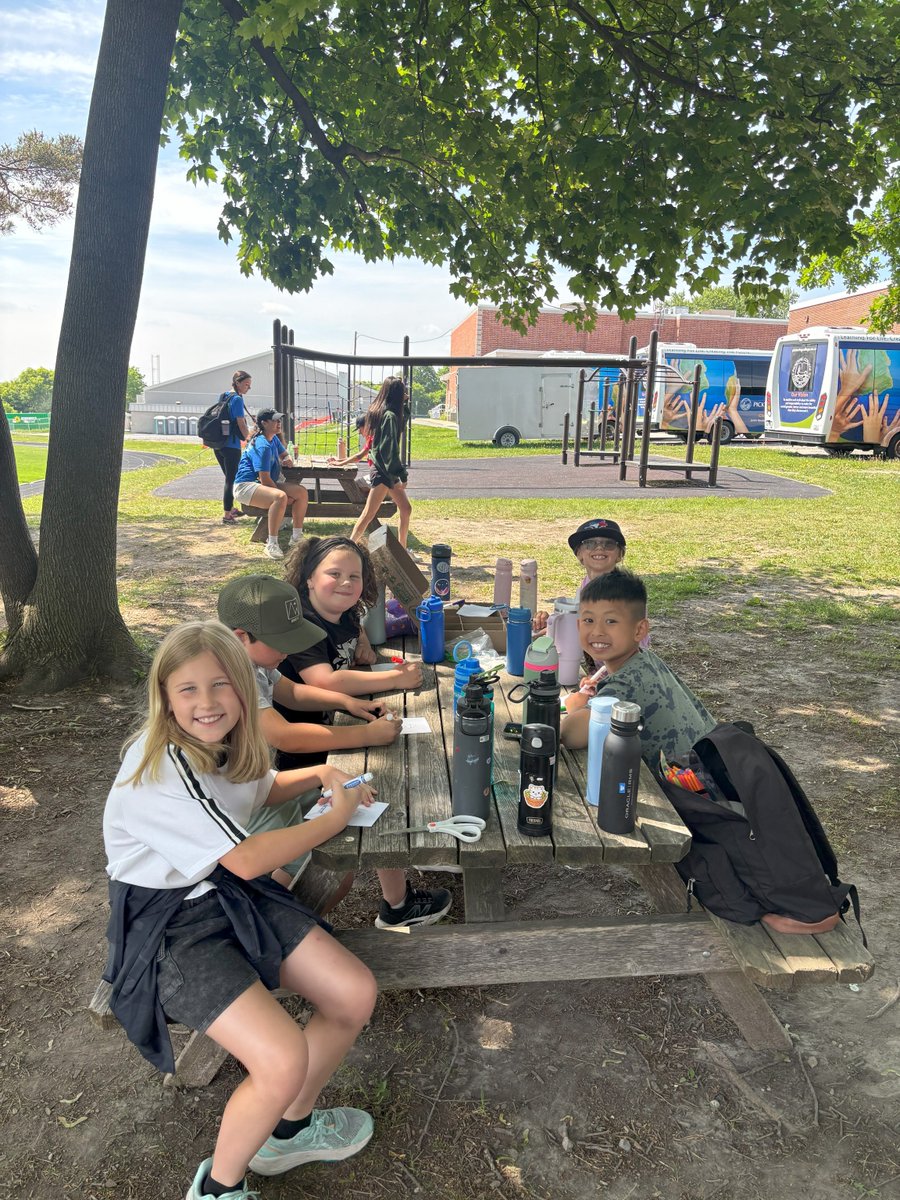 Pickering College tweet media