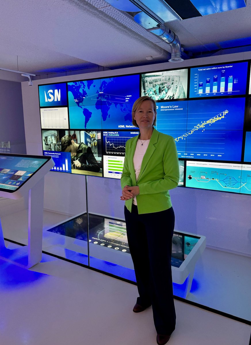stasBuHa's tweet image. Goed om vandaag kennis te maken met wereldspeler ASML, producent van geavanceerde chipmachines, in Veldhoven. Tijdens mijn bezoek sprak ik met CEO Christophe Fouquet over de koers van dit voor Nederland belangrijke bedrijf in tijden van onzekerheid over importheffingen.