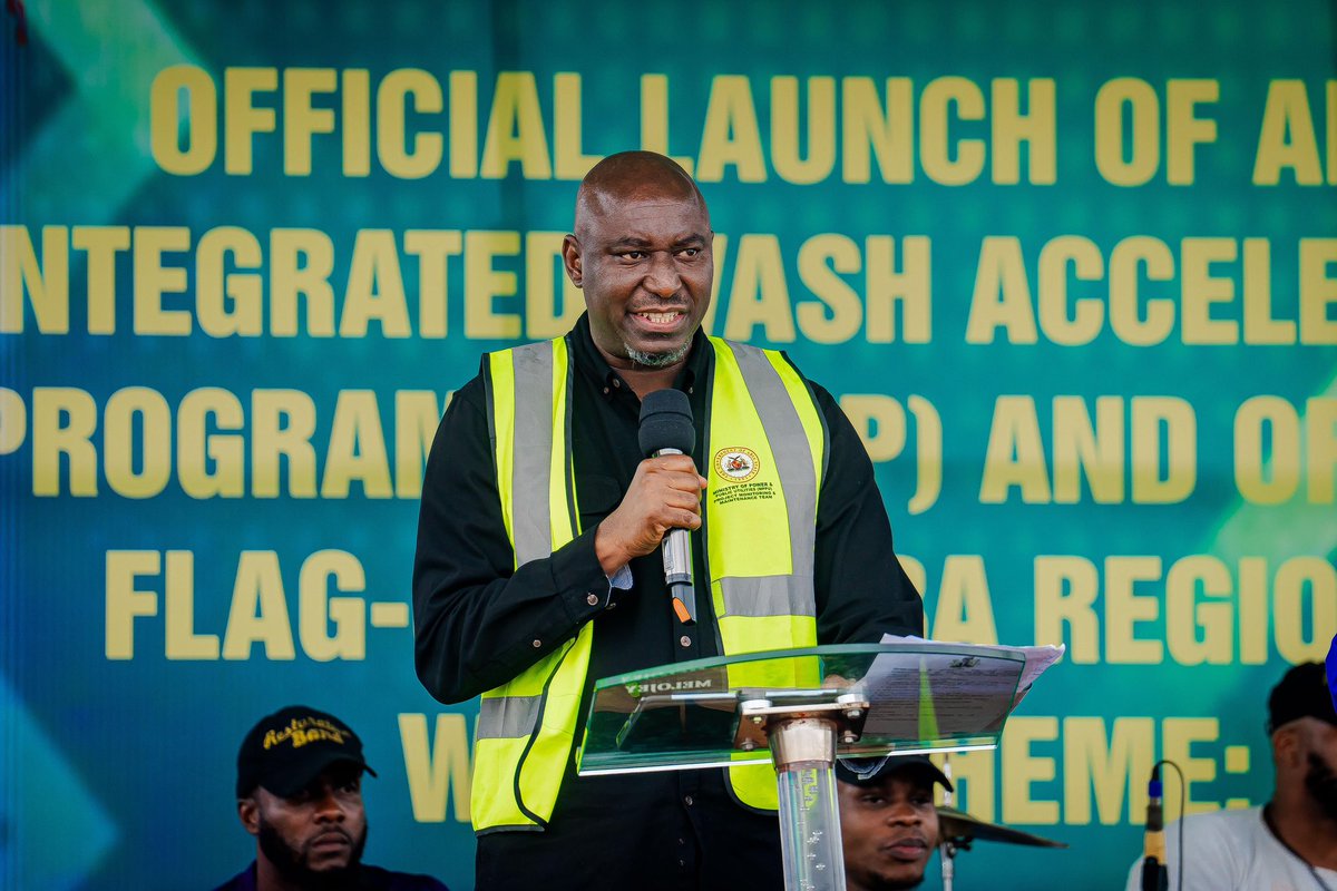 Ike monday tweet media