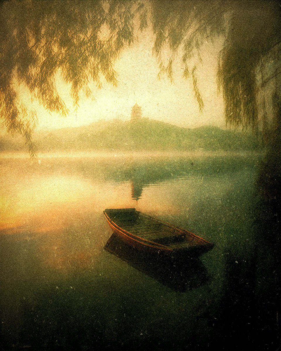 "[和谐] Twilight Reverie" by <a href="/seminomaden/">Semi Nomaden</a> via <a href="/mallowdotart/">mallow</a>