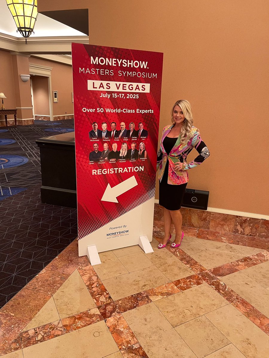 TraderTammy1's tweet image. We’re having a great time @MoneyShow in Las Vegas. If you missed this one, be sure to come join us in Orlando in October. @TradingBruce @RealMikeLarson