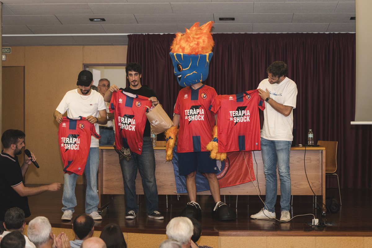 💆 Necessito 𝐭𝐞𝐫𝐚̀𝐩𝐢𝐚 per acabar la setmana.