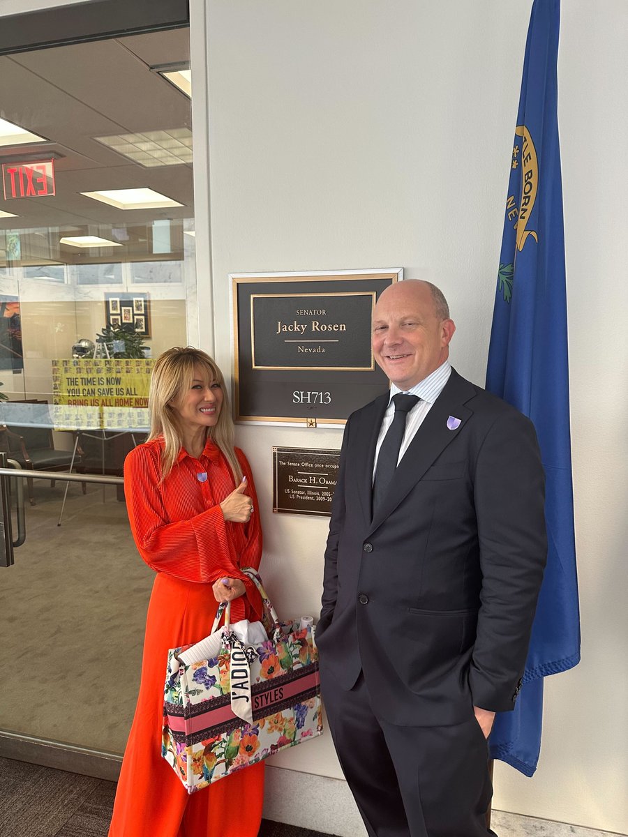 SWC is booked and busy on Capitol Hill!

Our Chapter Presidents and Founders met with lawmakers during #CryptoWeek to champion crypto policy and make our collective voice heard loud and clear as the House looks to consider the CLARITY and GENIUS Acts.

📷 SWC Chapter Presidents