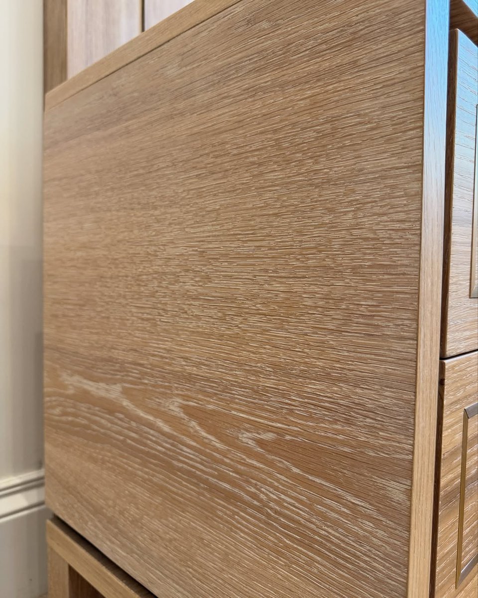 We are loving this clean look from @franklinloweltd ✨

How beautiful does this piece look?! 

#joinery #furnituremaker