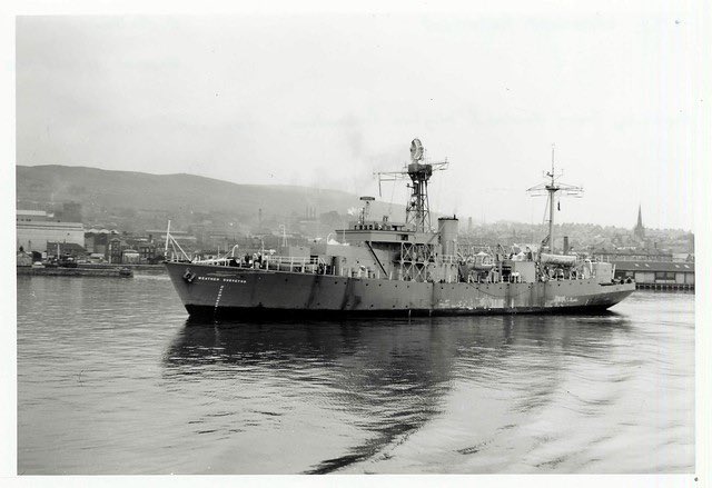 Castle class corvette HMS Rushen Castle (K 372): Launched 16.07.43.