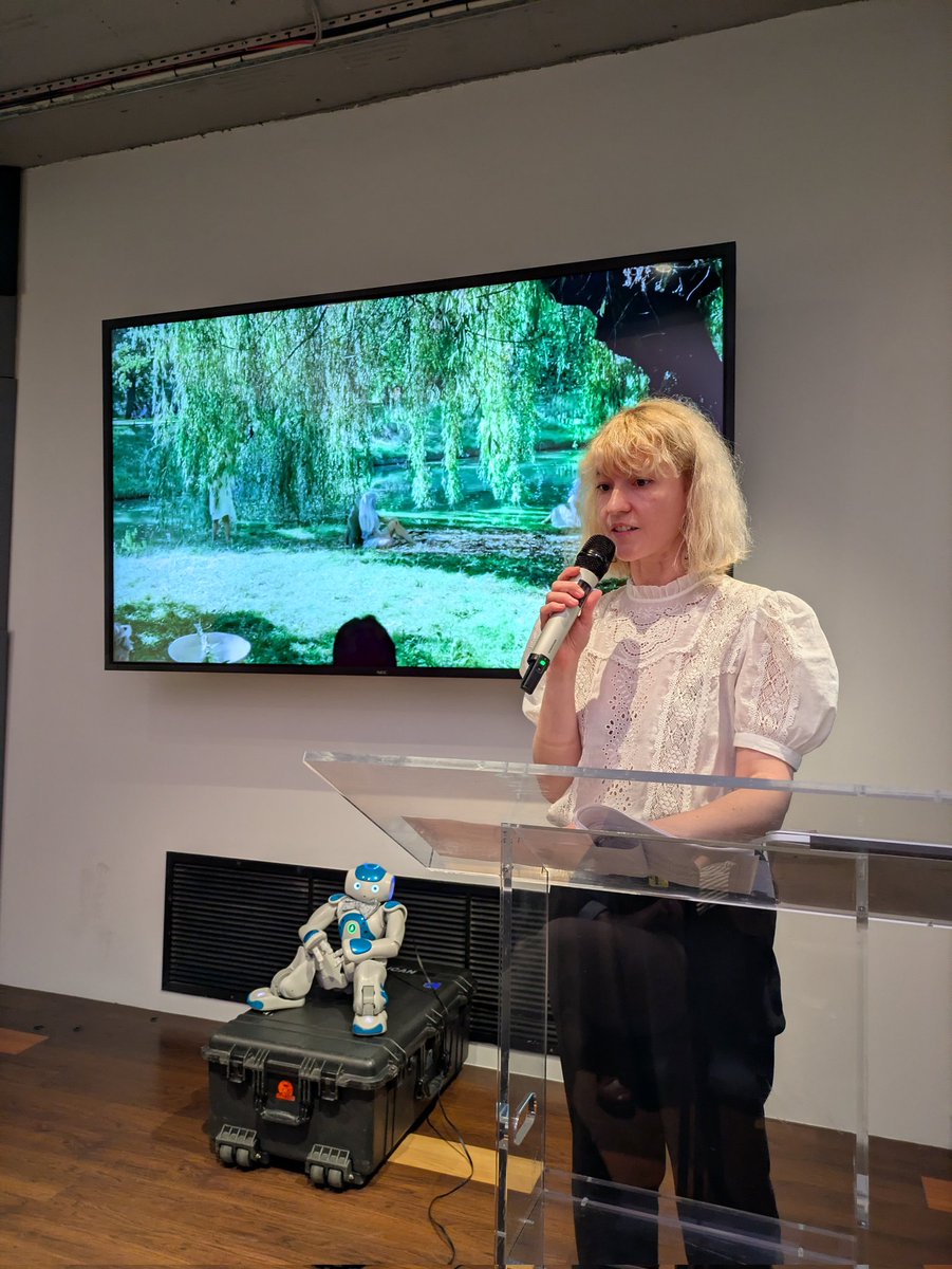 elluba's tweet image. Thanks for coming to my #LDNCreativeAI meetup last night at @IDEALondon with @PiotrImprov @tyaagnliu @DianaNeranti
The next one will be on 1st October!