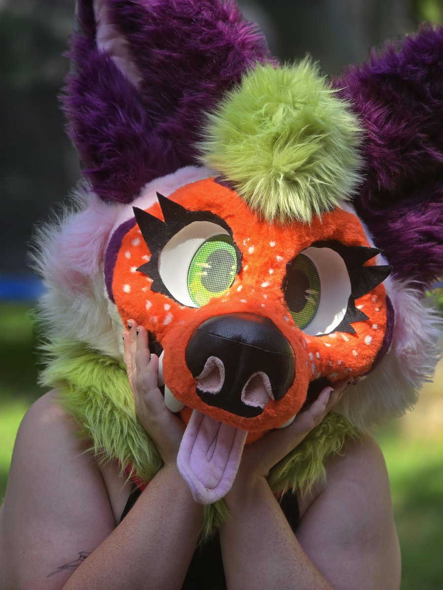 aardvvolfe's tweet image. introducing CLEM 2.0!!! ๐โจ made by the wonderful @softer_bug <3 i cannot stop raving about how absolutely perfect bug did bringing my baby to life, i highly recommend working with him!!!