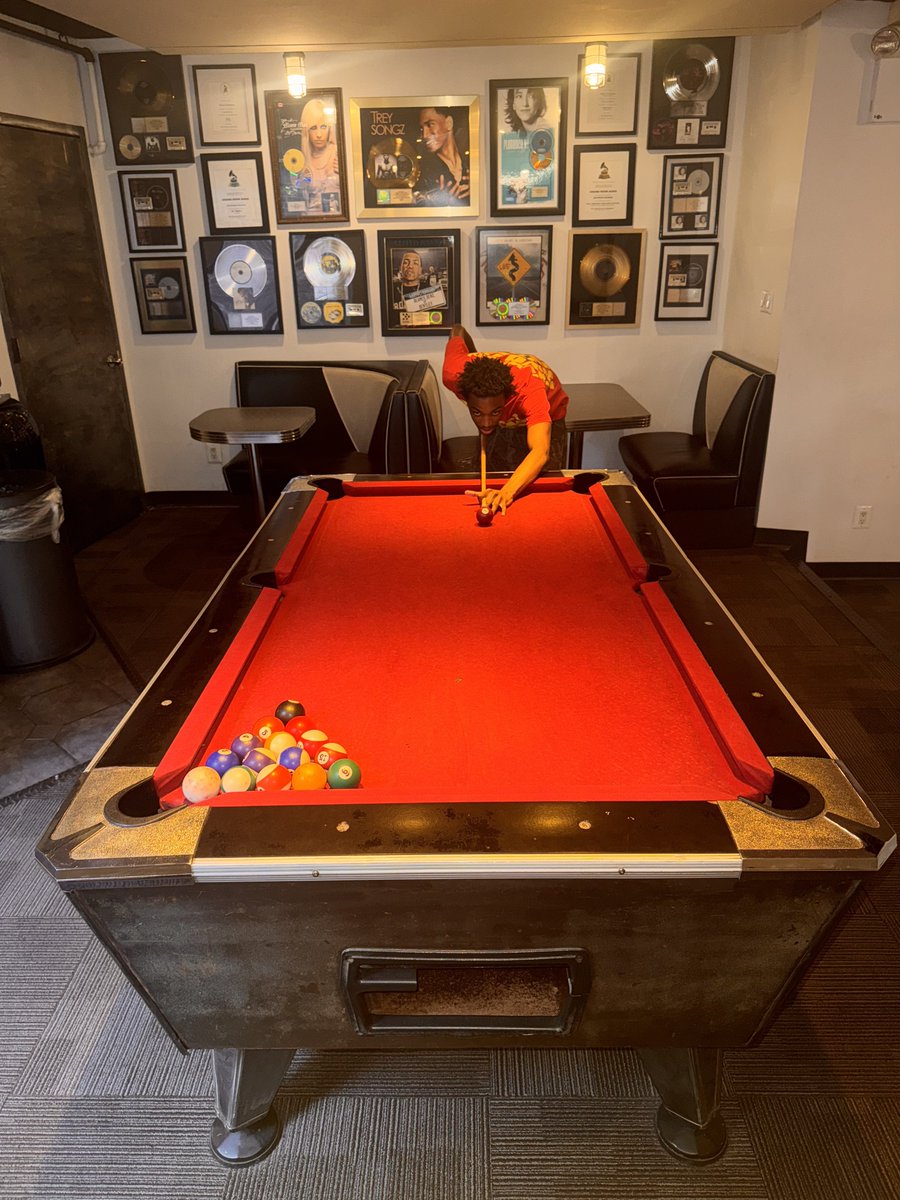 Johnny Timbs tweet media