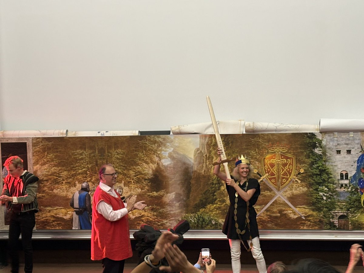 zz_healer's tweet image. Awmm #fkf