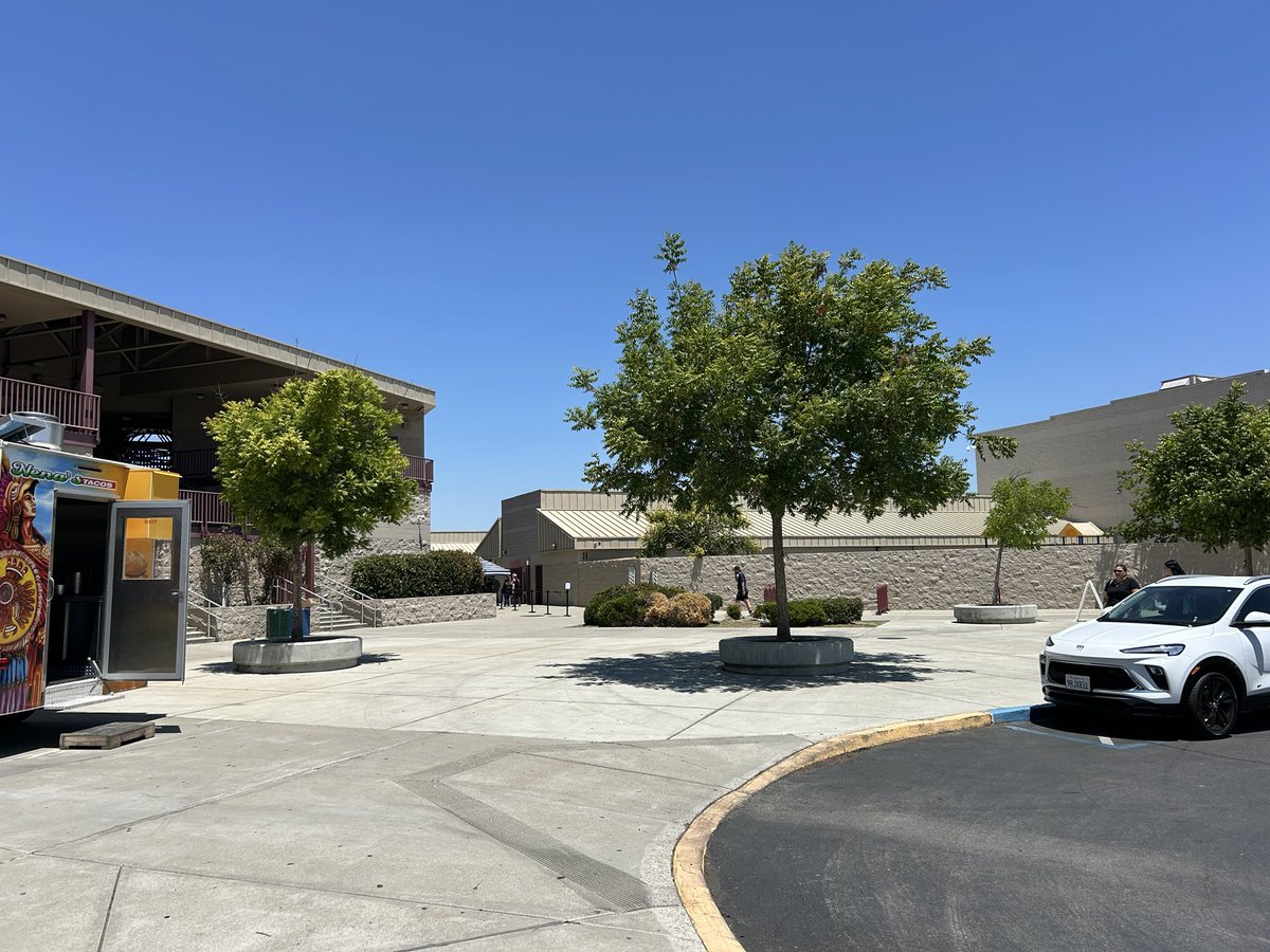 No lines at Walkthrough Registration.  Come on down.  Go Falcons!