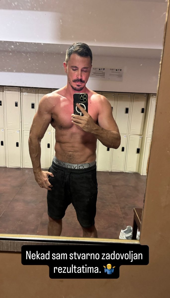 deckoliz's tweet image. Stevan Filipović kao san iz snova #hardcode