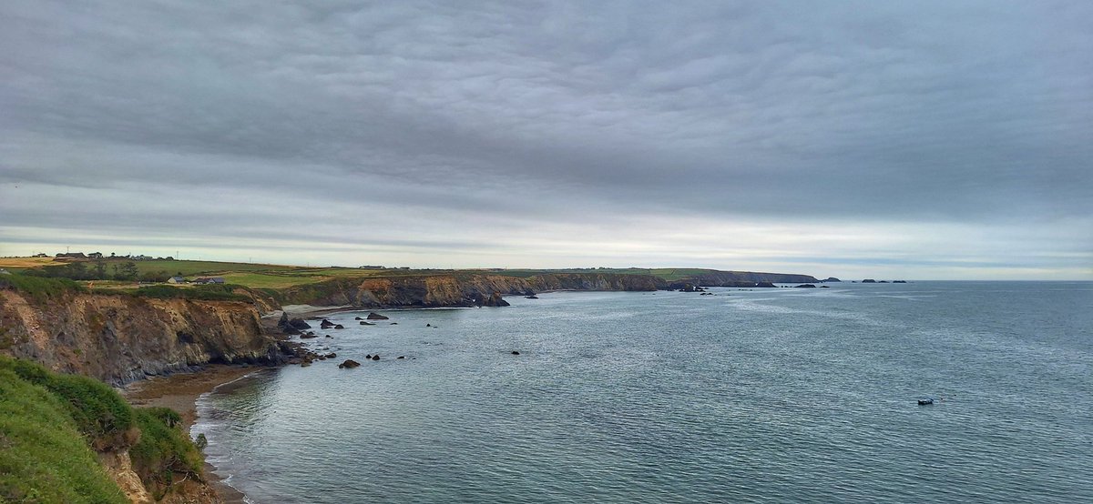 patrickkenealy's tweet image. Not very summery cycling on the Copper Coast, Co Waterford today! @AimsirTG4 @barrabest @deric_tv @DiscoverIreland @discoverirl @Failte_Ireland @welovewaterford @VisitWaterford @WaterfordANDme @WaterfordPocket @WaterfordGrnWay @GoToIreland  @DungarvanTIO @TourismIreland @wlrfm