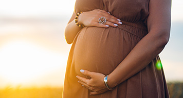 AANmember's tweet image. New Study Published in @GreenJournal: During #pregnancy, are newer antiseizure medications safer than older drugs? hubs.la/Q03xyjwz0
#AANscience #Neurology