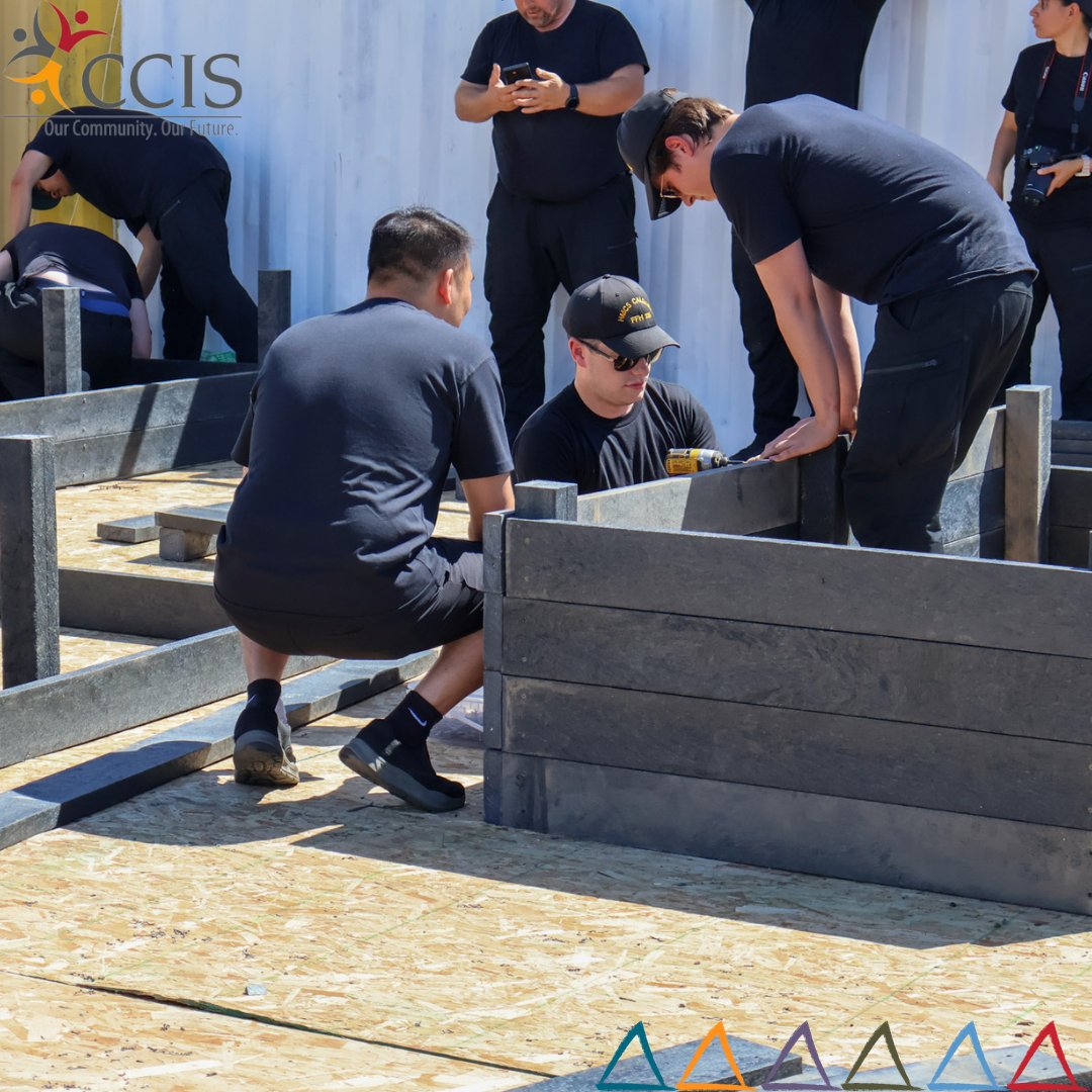 CCISAB's tweet image. #HMCSCalgary @RoyalCanNavy crew helped build 15 raised garden beds from recycled materials at Land of Dreams—making gardening accessible for all! 🌱 Thanks to Emcor &amp;amp; @cityofcalgary! #YYC #Community
