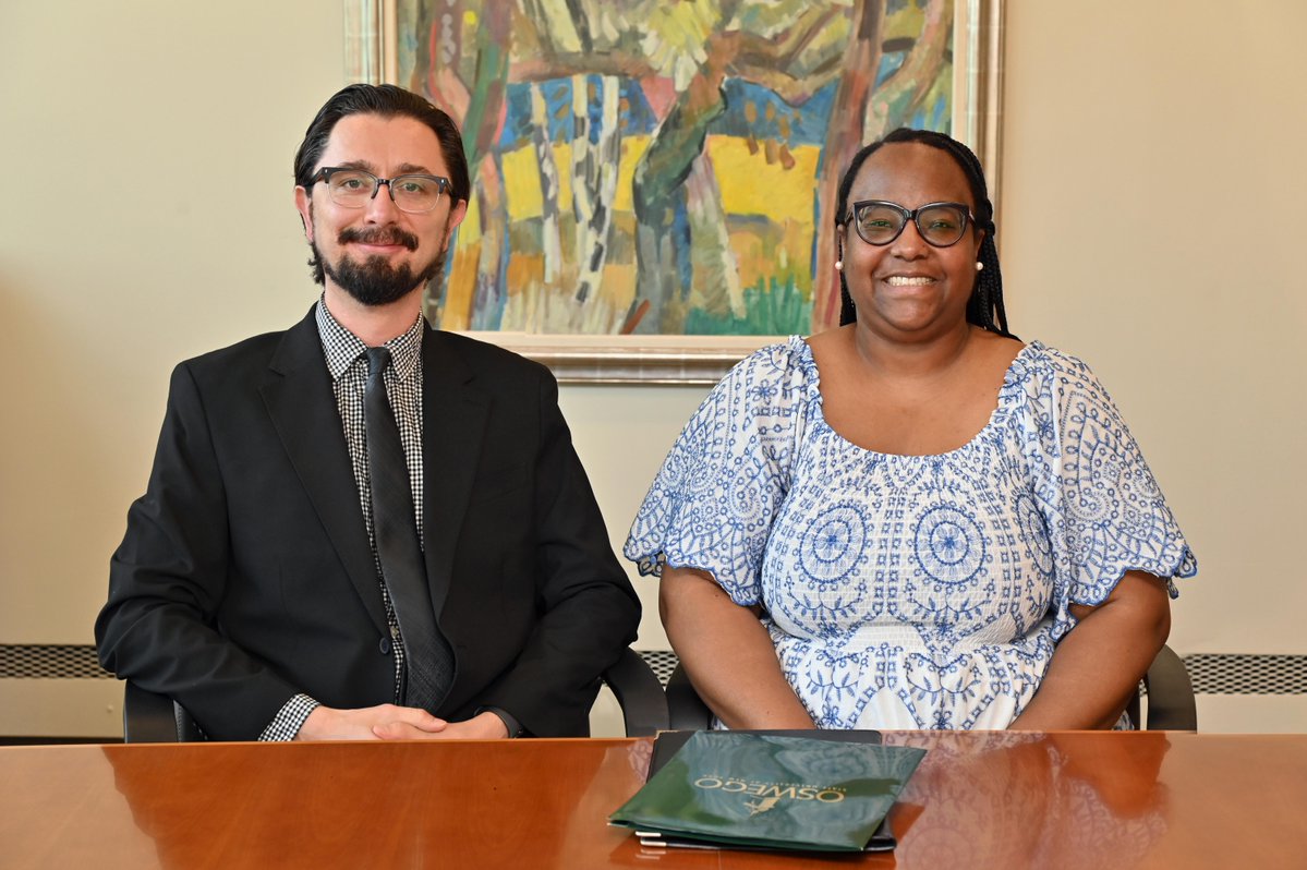 sunyoswego's tweet image. Proud moment for SUNY Oswego! ππ Nichole Brown and Dr. Murat YaΕar were named to AASCUβs 2025β26 Emerging Leaders Program β the largest cohort in its history. Their work will drive equity, strategy & student success across campus.
π Read more: ow.ly/Em0C50WqJn5