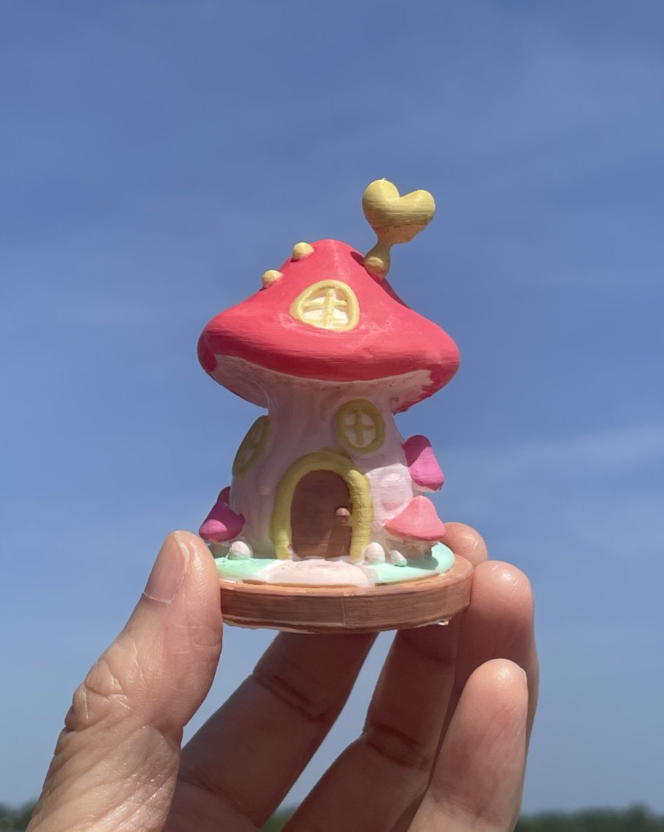 poetengineer__'s tweet image. hand-painted this 3d-printed little mushroomroom 🍄