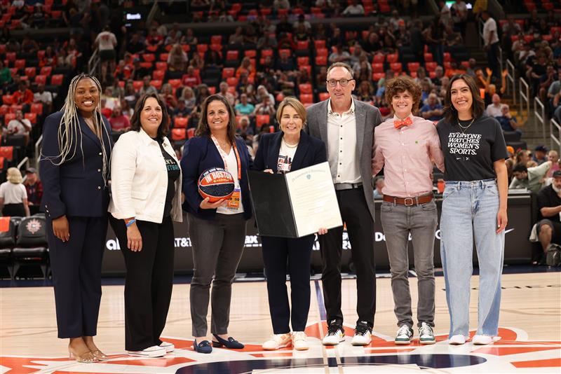 CTSunPR's tweet image. PRESS RELEASE: The Commonwealth of Massachusetts Proclaims July 15 ‘WNBA Day in Boston’
Details: bit.ly/44PUVAF