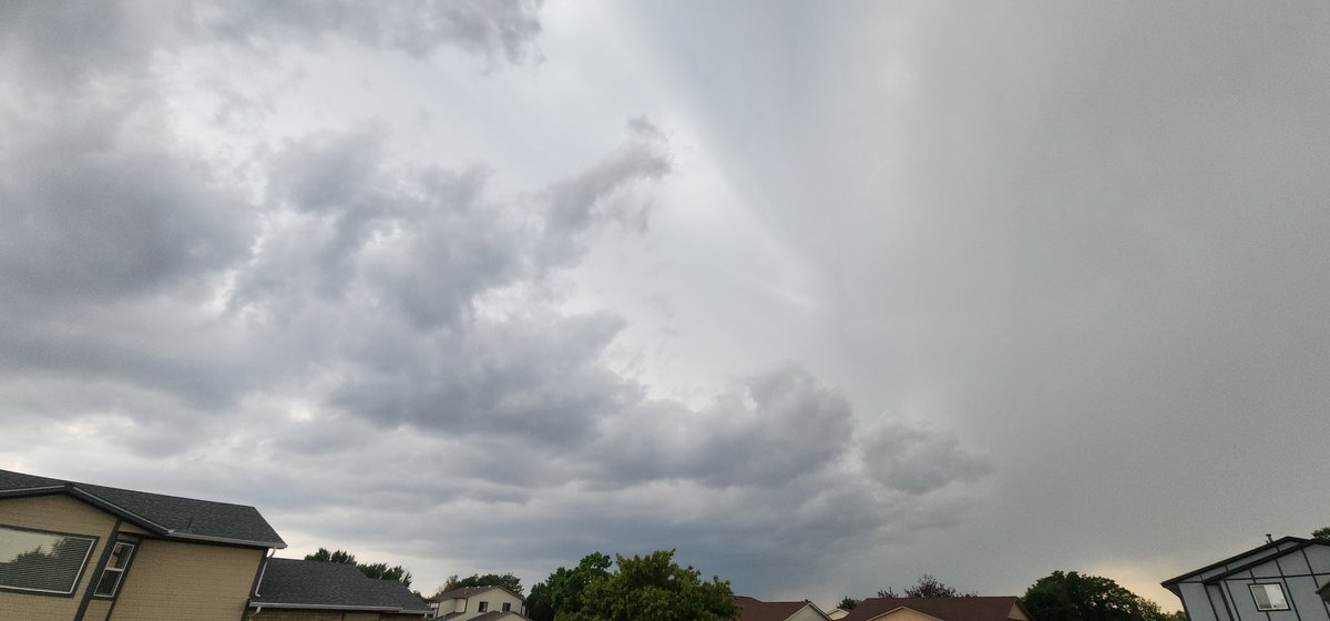 loki_matt's tweet photo. @MaxVelocityWX 

View in Fort lupton colorado atm https://t.co/HmSmO1kaAx