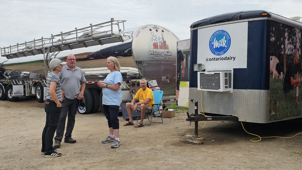 Janet Harrop of Harrcroft Acres chatting with Claudia Wagner-Riddle and Gord Riddle. Visitors to Breakfast on the Farm were invited to tour the barns and facilities after breakfast.

📸: Sharon Grose