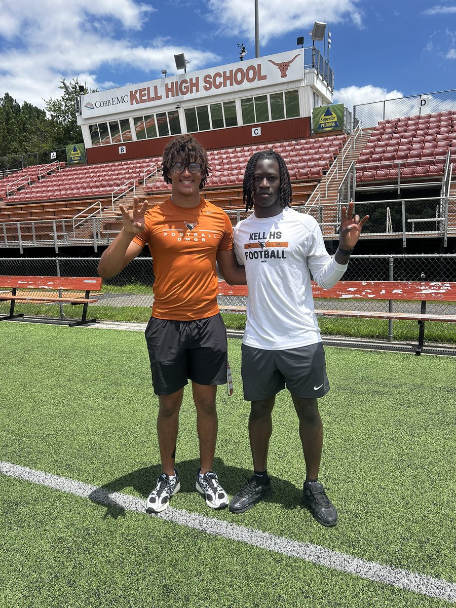 Camille Gear (@camillegeartv) on Twitter photo Quick stop during SEC Media Days see some of the newest #Vols commits <a href="/BraydenRouse8/">Brayden Rouse ✰</a> and <a href="/JowellCombay/">Jowell Combay</a> !!
Catch the dynamic duo tomorrow night on <a href="/wbir/">WBIR Channel 10</a> at 6! Quick stop during SEC Media Days see some of the newest #Vols commits <a href="/BraydenRouse8/">Brayden Rouse ✰</a> and <a href="/JowellCombay/">Jowell Combay</a> !!
Catch the dynamic duo tomorrow night on <a href="/wbir/">WBIR Channel 10</a> at 6!