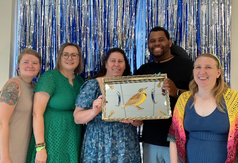 LPSorg's tweet image. This summer, @che_lincoln honored @ClcLincoln with the inaugural Place Matters Pioneer Award for championing youth fitness activities through the Get in the Game project! #LPSProud
Read more in this story: lps.org/post/detail.cf…