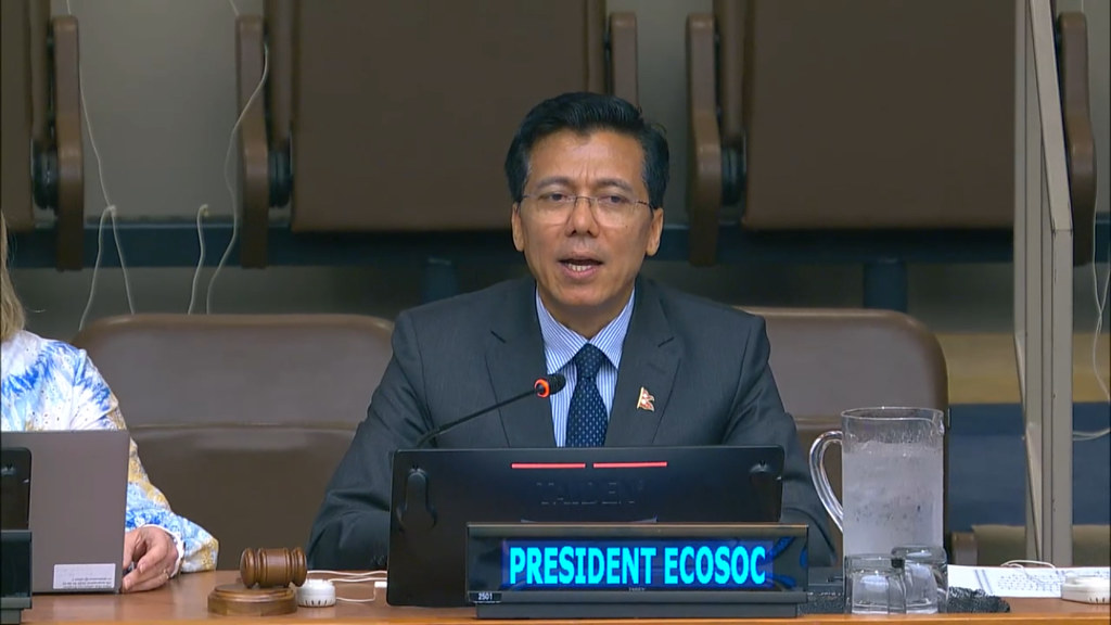 Journal_UN_ONU's tweet image. 🌱 Day 3 of the 2025 High-Level Political Forum on Sustainable Development 🗓️
Momentum is building as we move into Day 3 of the 2025 HLPF, where key voices continue to spark global conversations on sustainable recovery, climate action, and inclusive development. Today’s…